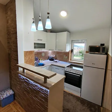 Apartment Nn *